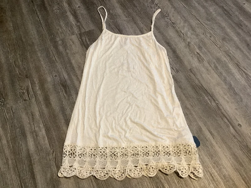 Cream Tank Top Monoreno, Size M