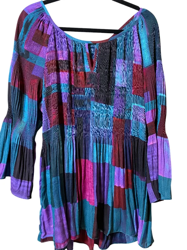 Top 3/4 Sleeve By Avenue In Multi-colored, Size: Xxl